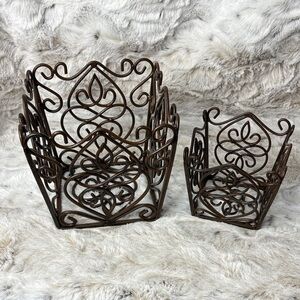 Vintage Southern Living at Home Rosedale Planters/Containers. Brown Metal